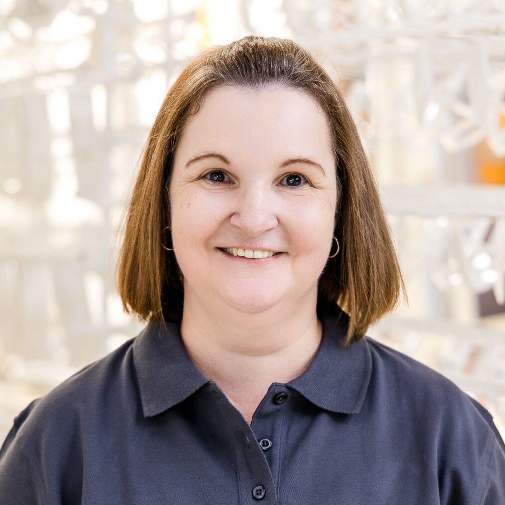 Andrea Inkert, zuständig für Personal & Buchhaltung bei Längle Oberflächen.