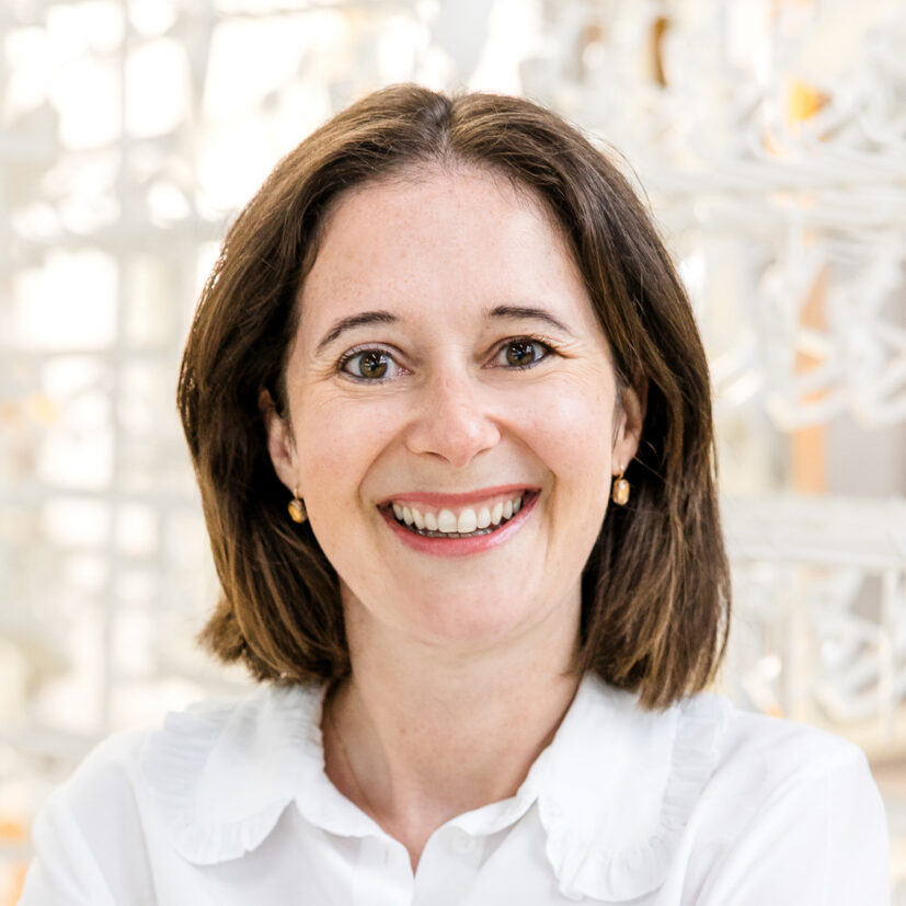 Andrea Längle, Geschäftsführerin von Längle Oberflächen, steht für Innovation und Unternehmensführung mit Tradition.