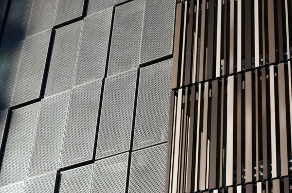 Eloxieren in Anwendung – Fassaden und Architektur