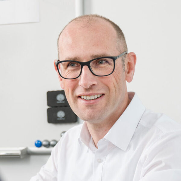 Gerhard Vallaster, Leitung Technik und Produktion, in einer Besprechung.